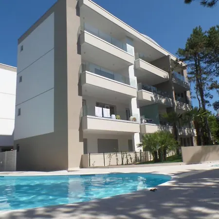 Modern Duplex With Whirlpool, Pool And Ac * ביביונה